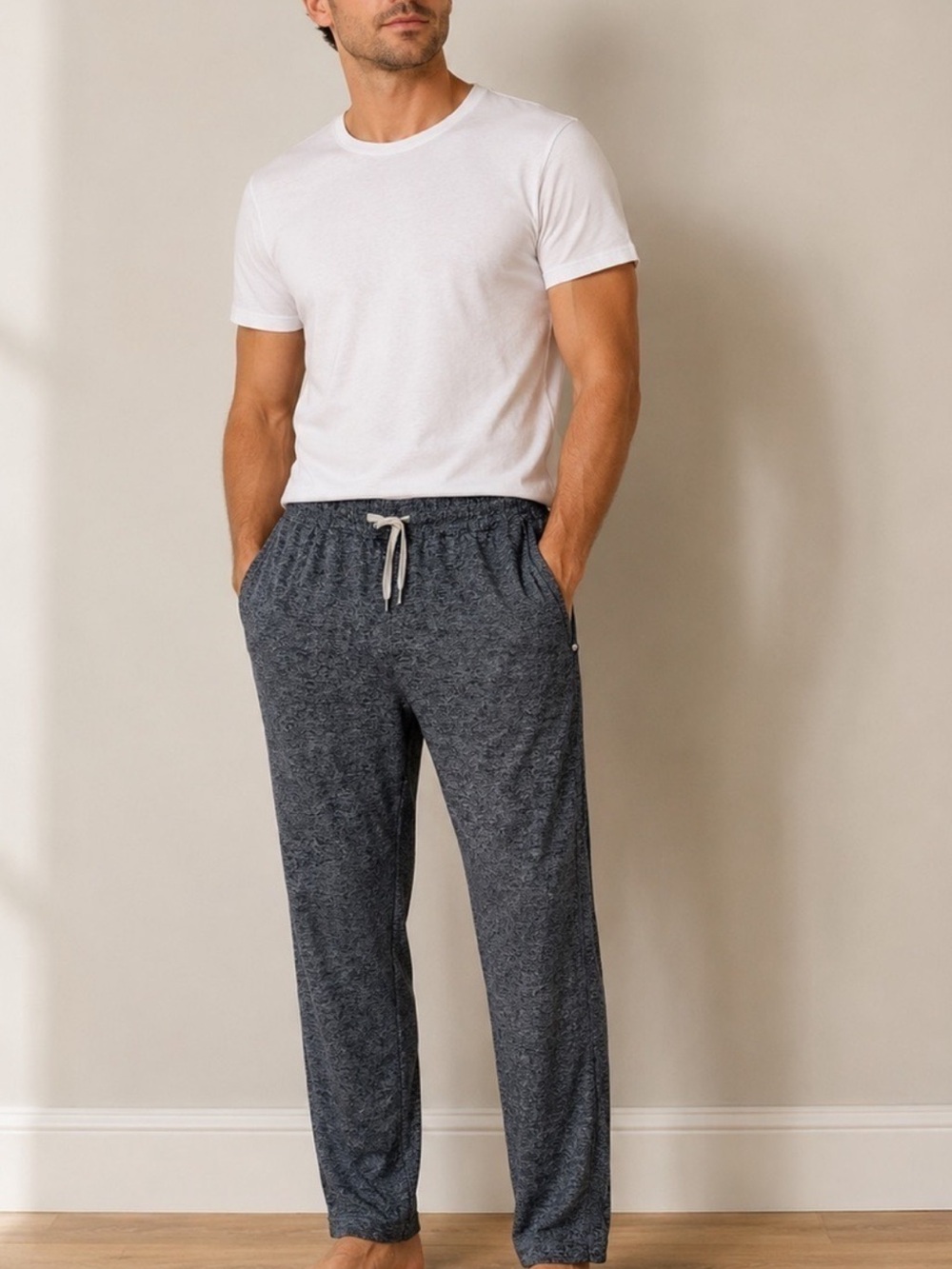 Vuori Men's Ponto Performance Pant Joggers — Heather Charcoal